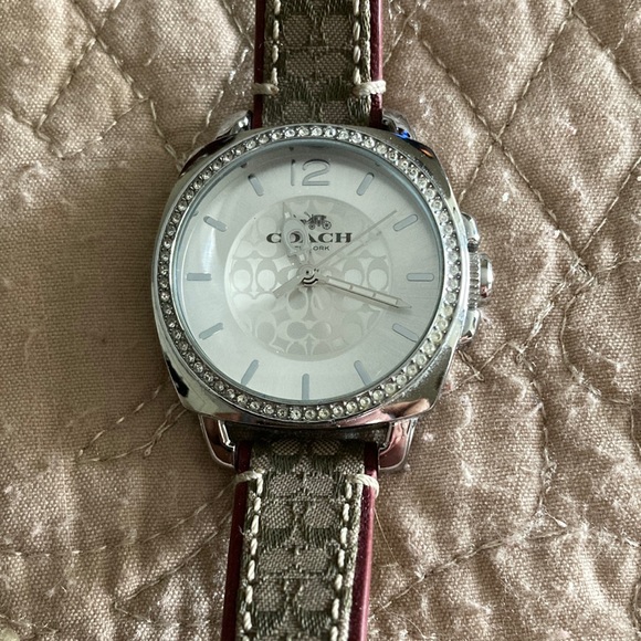 Coach watch - Picture 1 of 7